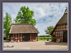 Teufelsmoor - Moorkate und Heimathaus mit Heimatmuseum