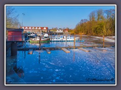 Der Hafen im Winter