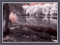 Am anderen Ufer Melchers Hütte