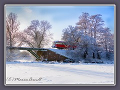Die Kirchdammgrabenbrücke im Winterlook
