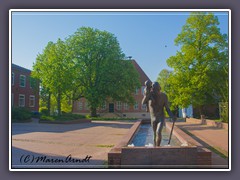 Christopherus Brunnen - Der Klosterplatz