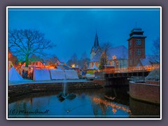 Marktplatz - Osterholz Scharmbeck - Schnee auf dem Weihnachtsmarkt