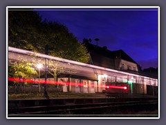 Der Bahnhof - blaue Stunde mit Moorexpress